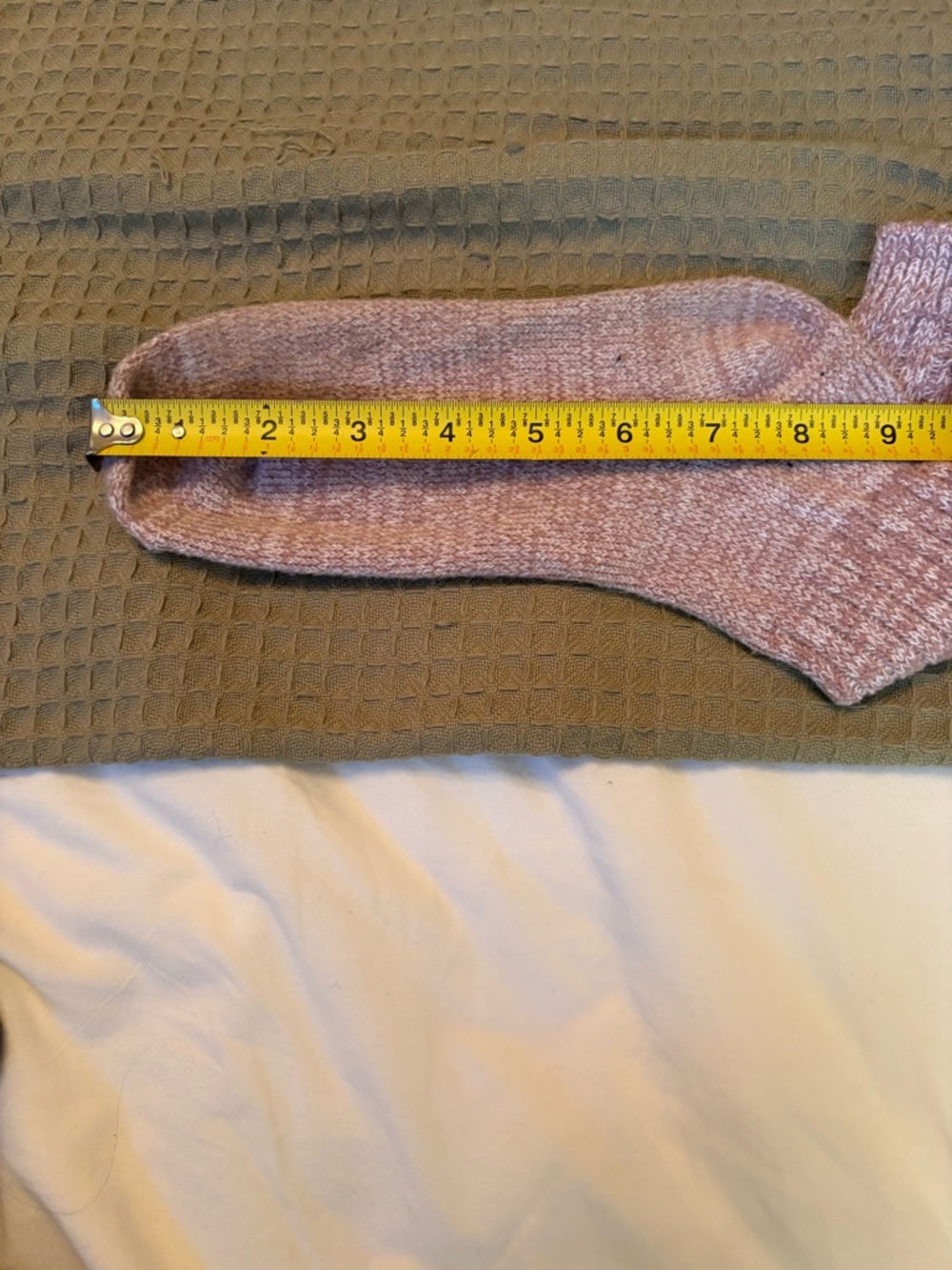 UGG pink cozy crew socks (S/M) - Picture 4 of 5